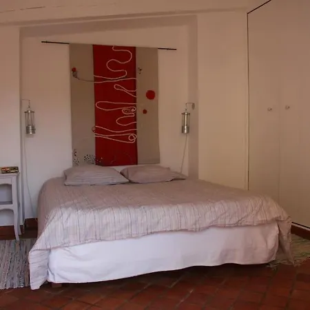 Holiday home Agreable Maison De 65 M2 Avec Grande Piscine