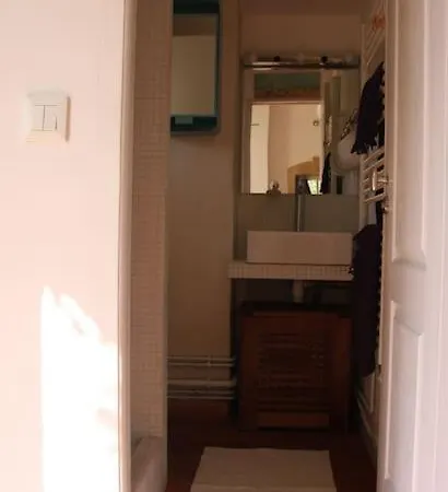 Agreable Maison De 65 M2 Avec Grande Piscine Aix-en-Provence